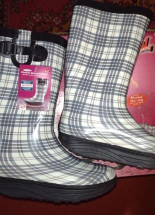 Резиновые сапожки 27см