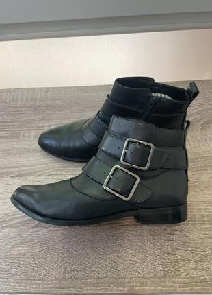 Clarks ботильйони демисезонные