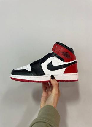 Кроссовки nike air jordan1 фото