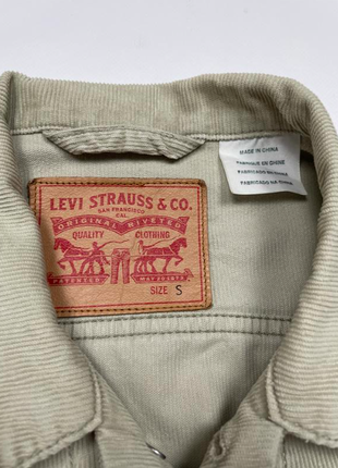 Levi's женская вельветовая куртка джинсовка5 фото