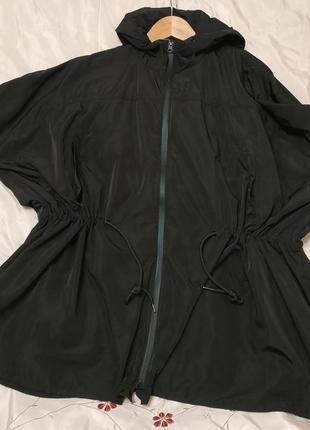 Zara дождевик ветровка оверсайз складывается в бананку🖤