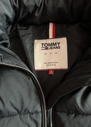 Женское черное пальто Tommy jeans2 фото