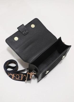 Женская сумочка кросс-боди на широком ремешке замшевая черная4 фото