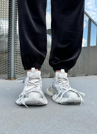 Чоловічі кросівки balenciaga 3xl white silver4 фото
