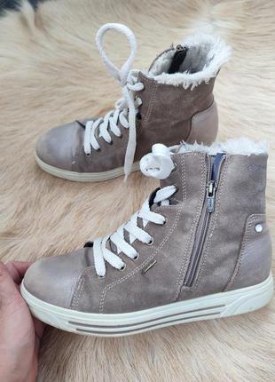 Фирменные кожаные ботинки primigi gore tex