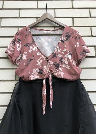 Укорочена цветочная блузка рубашка кроп топ  pull & bear