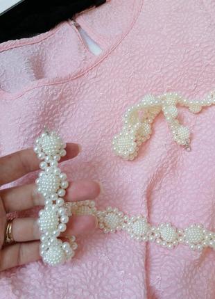 Прикраса під перли у вигляді квітів на волосіні пристібається карабінами до сумки до будь-якого одя3 фото