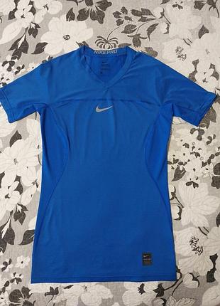Мужская компрессионная футболка nike pro hypercool compression.