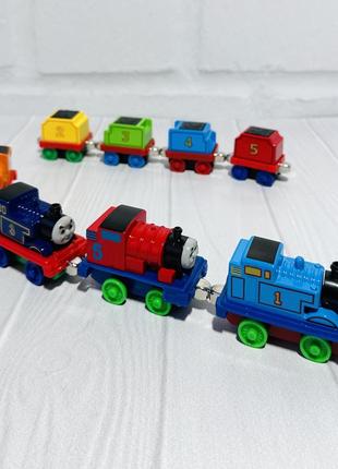 Набор паровозиков на магнитах thomas & friends (томас) арт. 008 топ6 фото