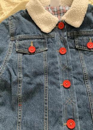 Стильный джинсовый пиджак джинсовка с меховым воротником на синтепоне ladybird на 8-9 лет4 фото
