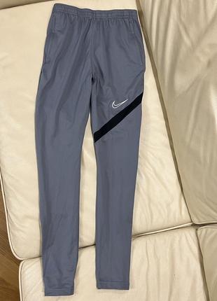 Спортивные штаны nike dry-fit 158-170 original серые на парня