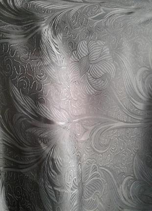 Серебристые жаккардовые шторы атласные 236*70