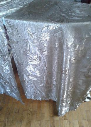 Серебристые жаккардовые шторы атласные 236*70