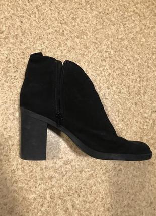 Женские ботинки на высоком каблуке h&m