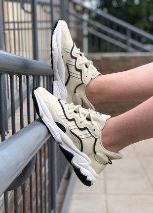 Кроссовки adidas ozweego milk white9 фото