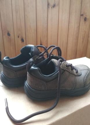 Детские демисезонные кожаные ботинки с супинатором timberland, usa, us5, eur 21, 13 см8 фото