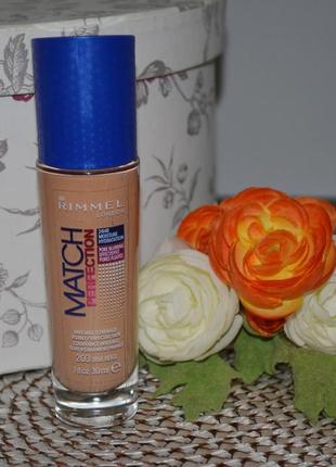 Новий тональний крем для обличчя rimmel match perfection foundation spf 203 фото