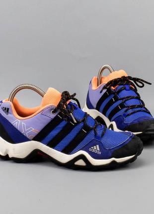 Круті туристичні кросівки adidas ax2 k.terrex