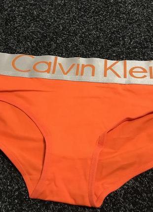 Трусики брифы  calvin klein