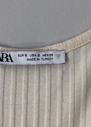 Идеальный базовый боди zara лонгслив в рубчик с глубоким декольте вырезом