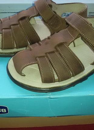 Босоніжки, сандалі сандалі брендові chіcco ексклюзив 19 см