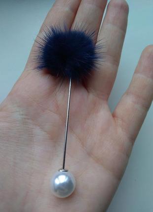 Шпилька брошка з хутром