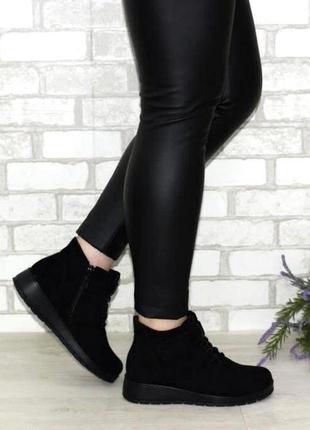 Женские черные осенние замшевые ботинки на танкетке большие размеры2 фото