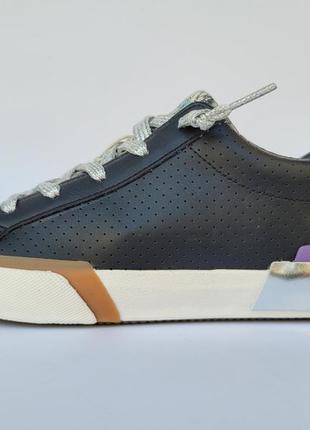 Кроссовки skechers 38.39р.