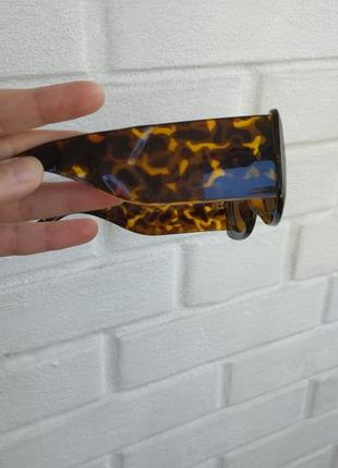 Сонцезахисні окуляри з широкою дужкою.6 фото