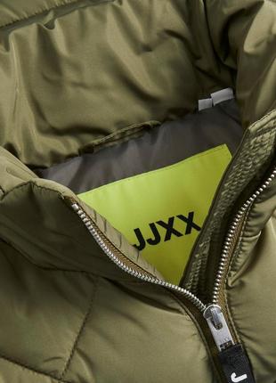 Жіноча коротка куртка jack&jones xs s m l xl3 фото