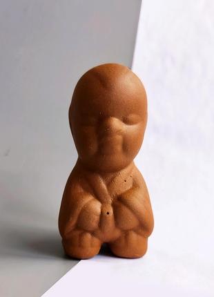 Чашень пісяючий хлопчик чайна фігурка