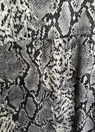 Оверсайз довга рубашка-сукня в зміїний принт 🐍5 фото