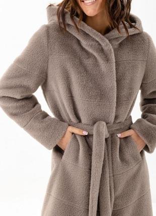 Шуба - пальто женская зимняя теплая, эко альпака, с капюшоном, средней длины, зимнее,  капучино5 фото