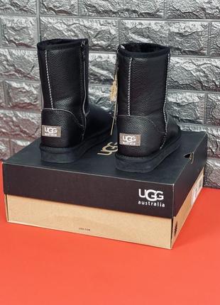 Жіночі уггі з натуральної шкіри ugg australia чорні високі стильні уггі4 фото