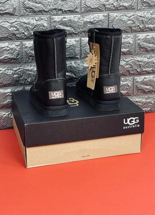 Жіночі уггі з натуральної шкіри ugg australia чорні високі стильні уггі3 фото