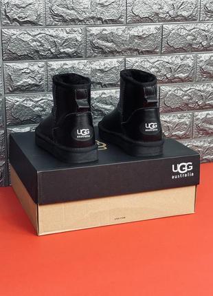 Жіночі уггі чорні з натуральної шкіри ugg australia жіночі стильні хіт продажу !4 фото