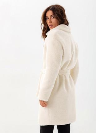 Шуба жіноча зимова, тепла, еко альпака, середньої довжини, шуба пальто, біла5 фото