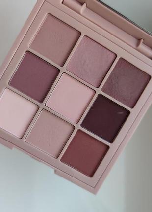 Тіні huda beauty matt obsessions3 фото