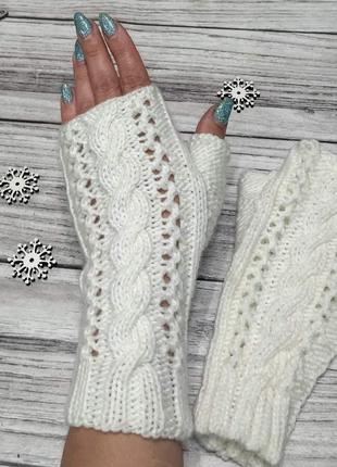 Жіночі ажурні мітенки - в'язані рукавички без пальців - подарунок для дівчини - вовняні рукавички