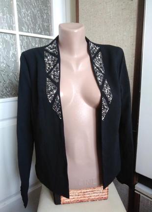 Чорний Жакет з інкрустацією