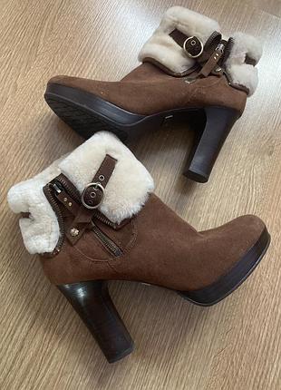 Угги оригинал на каблуке 41 размер ugg