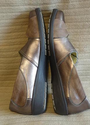 Легчайшие комбинированные кожаные туфли suave португалия 41 р.7 фото