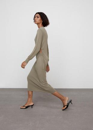 Трикотажное платье миди zara
