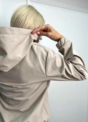Женская осення тонкая куртка ветровка с капюшоном та карманами без подкладки9 фото