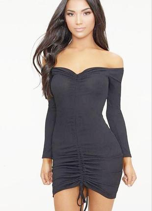 Шикарное платье с драпировкой prettylittlething
