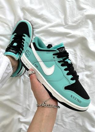 Жіночі кросівки nike