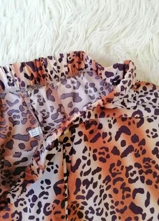 Літні легкі довгі штани палаццо крепишинової тканини звіриний хижий принт лео леопард10 фото