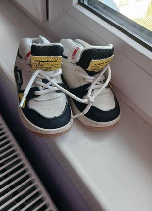 Кроссовки кросівки для хлопчика 21 розмір3 фото