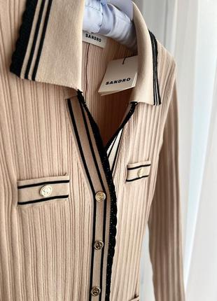 Бежева світла персикова трикотажна довга сукня клеш з довгим рукавом sandro