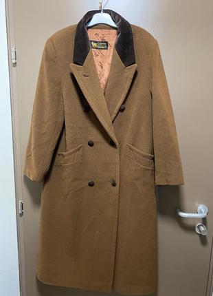 Пальто натуральная шерсть /кашемир кашемировое пальто новое
